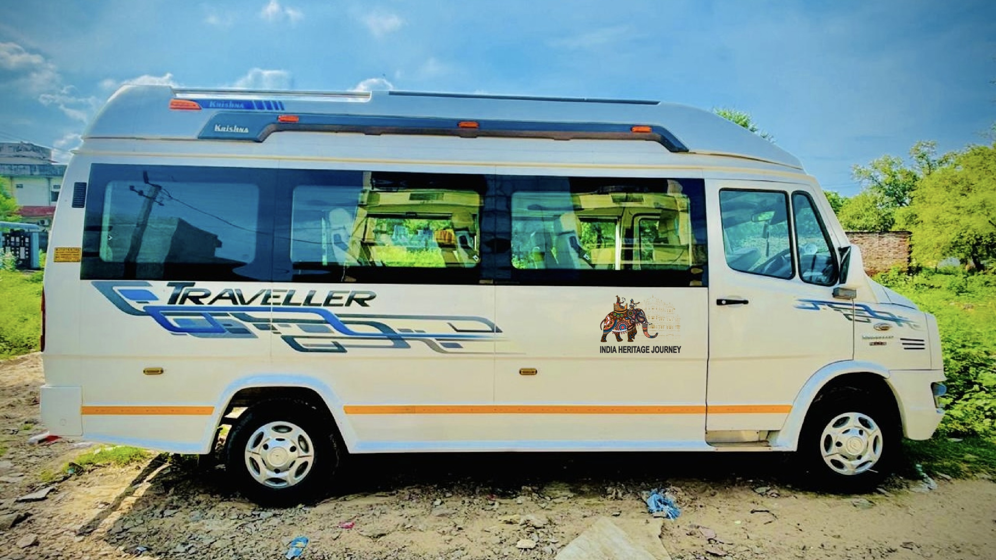 Maharaja Tempo Traveler